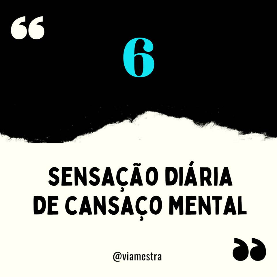 Como é comum a muitos profissionais, o trabalho do professor não se encerra no final de um longo dia de trabalho. Escola não é uma indústria, em que o funcionário encerra o seu labor e retoma no outro dia. Na profissão professor não existe isso de desligar a máquina, tirar o uniforme, apagar a luz e só no outro dia religa. A docência veste-se de uma estrutura laboral sem fim. O recomeço de um dia nunca é reduzido à ligar máquinas e retomar de onde parou, porque o professor não só leva muito trabalho pra casa, como é sobrecarregado com a demanda psíquica das vivências escolares (além da vida pessoal, que todos tem e por vezes é negada ao professor lazer e investimento). (7/10)