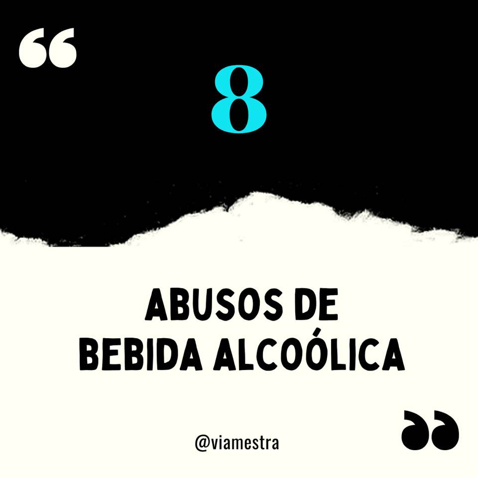 Como é comum a muitos profissionais, o trabalho do professor não se encerra no final de um longo dia de trabalho. Escola não é uma indústria, em que o funcionário encerra o seu labor e retoma no outro dia. Na profissão professor não existe isso de desligar a máquina, tirar o uniforme, apagar a luz e só no outro dia religa. A docência veste-se de uma estrutura laboral sem fim. O recomeço de um dia nunca é reduzido à ligar máquinas e retomar de onde parou, porque o professor não só leva muito trabalho pra casa, como é sobrecarregado com a demanda psíquica das vivências escolares (além da vida pessoal, que todos tem e por vezes é negada ao professor lazer e investimento). (9/10)